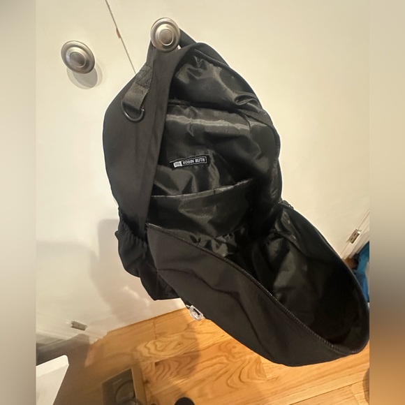 Robin Ruth Black Backpack - Picture 5 of 6